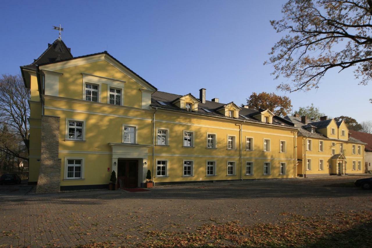 Palac Lucja Bb Zakrzów Exterior foto